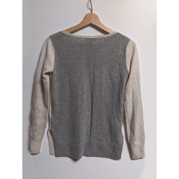 CLUB Monaco | Two-tone cashmere sweater - Picture 2 of 6